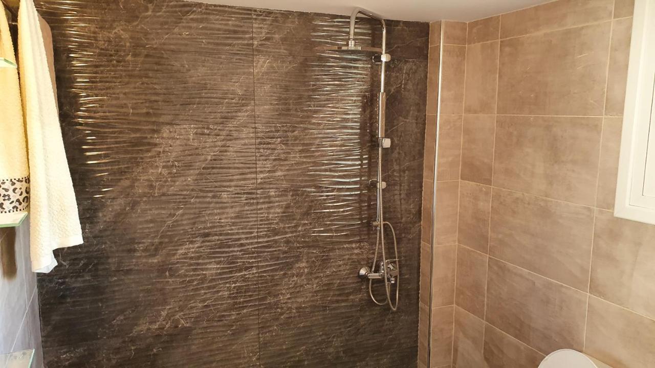 Nafpaktos Beach House Sea View Apartment First Floor Kültér fotó