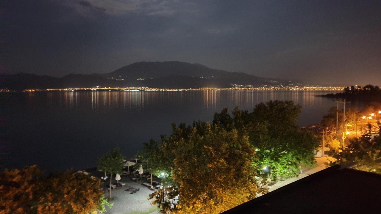 Nafpaktos Beach House Sea View Apartment First Floor Kültér fotó
