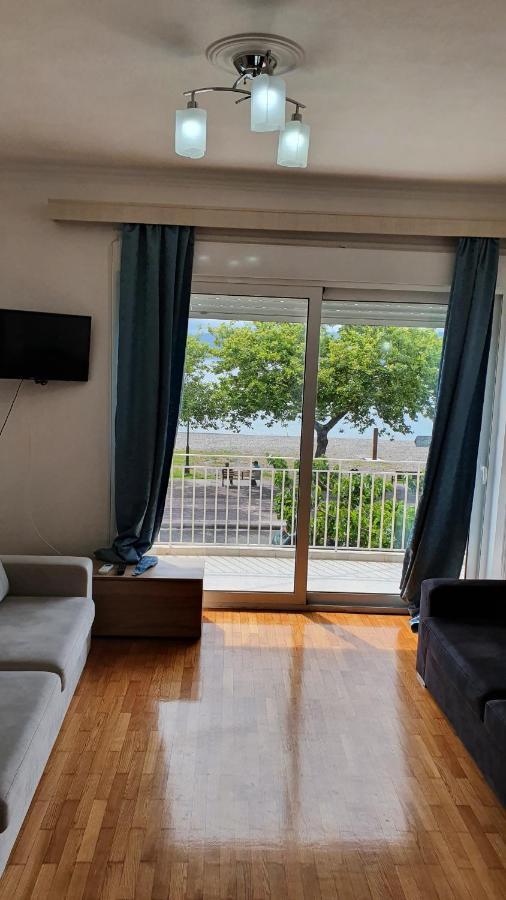 Nafpaktos Beach House Sea View Apartment First Floor Kültér fotó