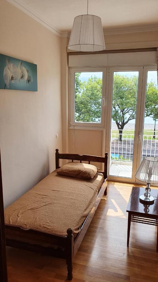 Nafpaktos Beach House Sea View Apartment First Floor Kültér fotó